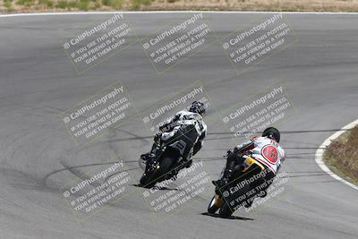 media/Apr-20-2025-AHRMA (Sun) [[393a79c373]]/Race/Group 7/Turn 4b/